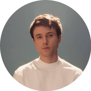 Alec Benjamin