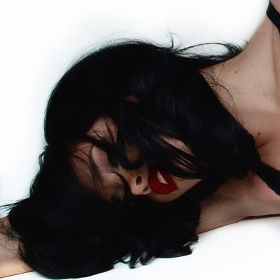 کاور آهنگ Candy از
                 Nessa Barrett 